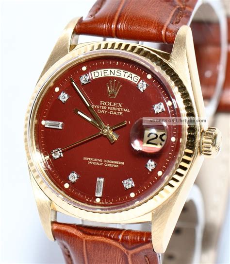 rolex day date gold lederarmband|rolex date and day display.